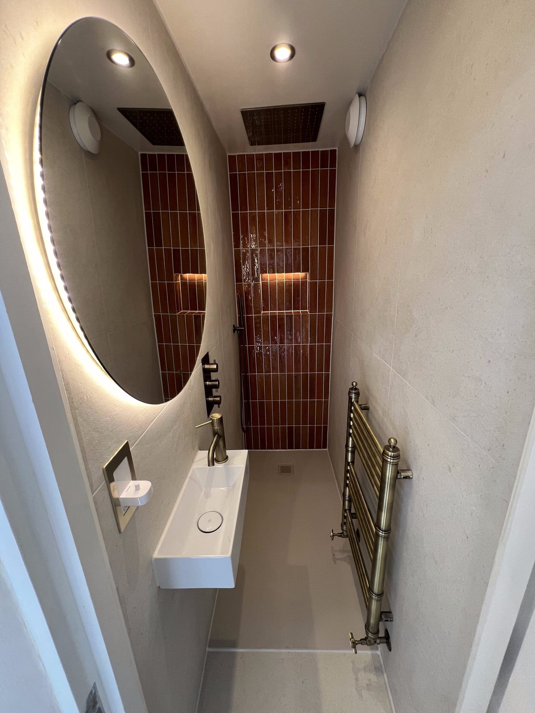 Bathroom 14