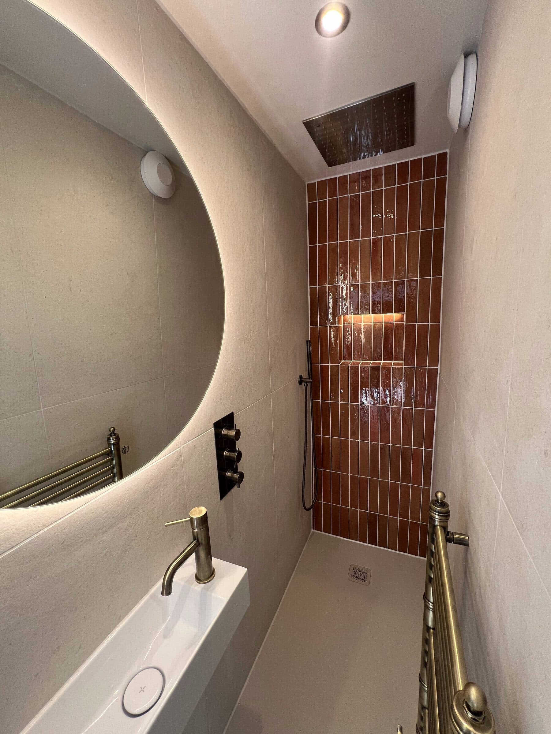 Bathroom 11