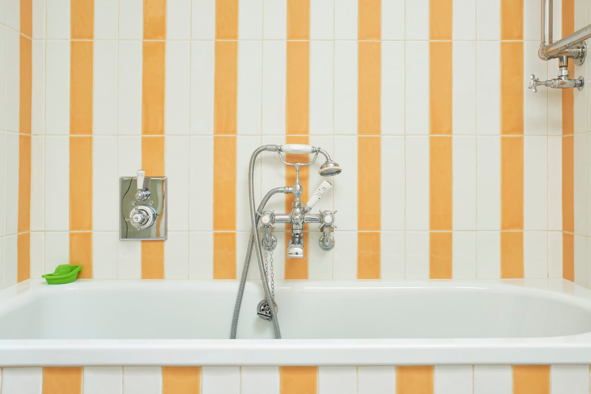 Iralia Company Home Renovation in London & Surrey | Bathroom